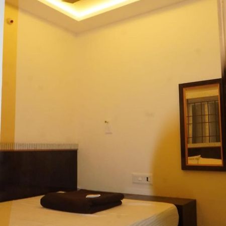 Sri Vasavi Residency Hotell Rāmeswaram Eksteriør bilde